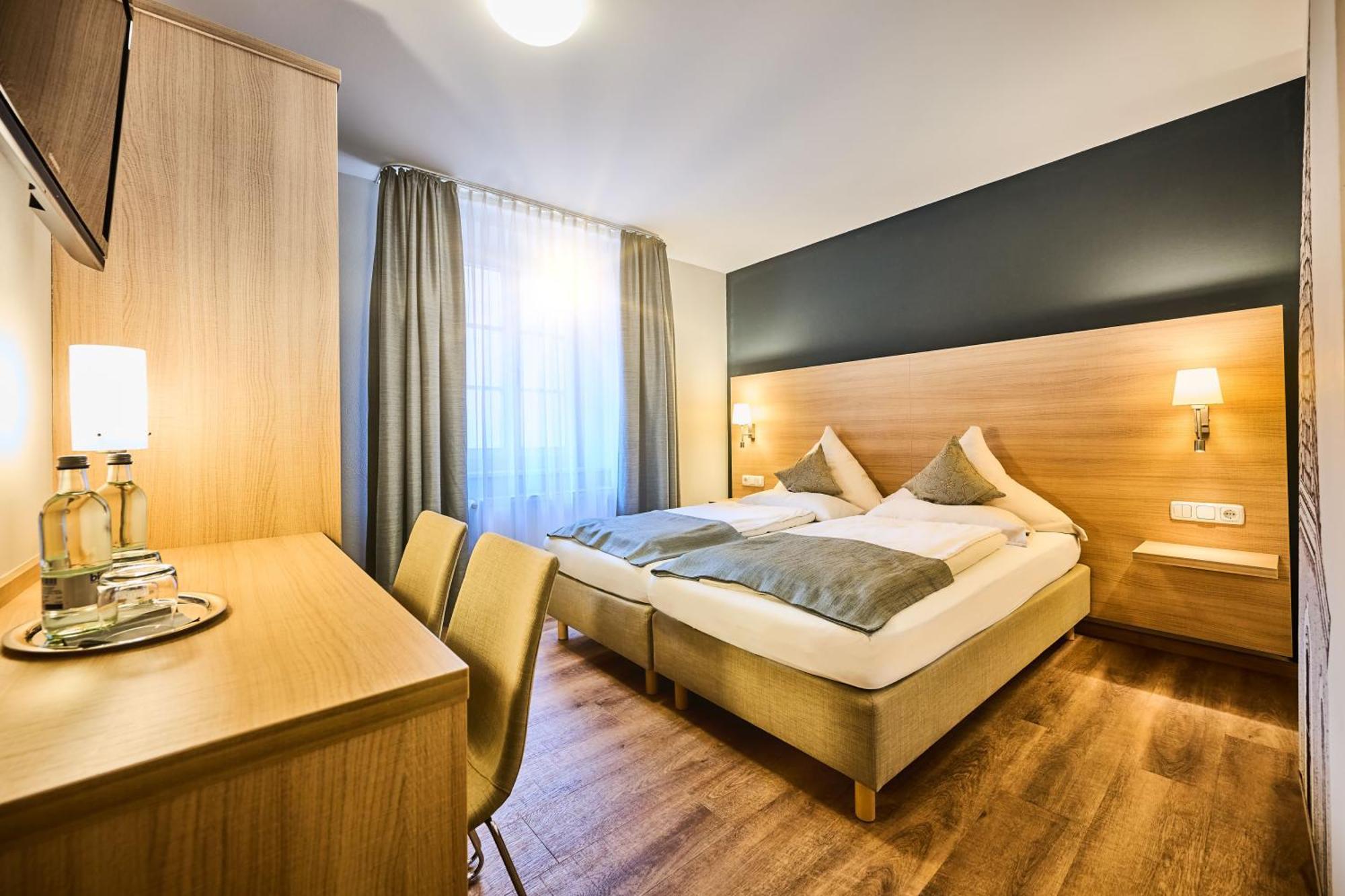 Hotel & Gasthaus Das Roehrl Straubing Exteriér fotografie